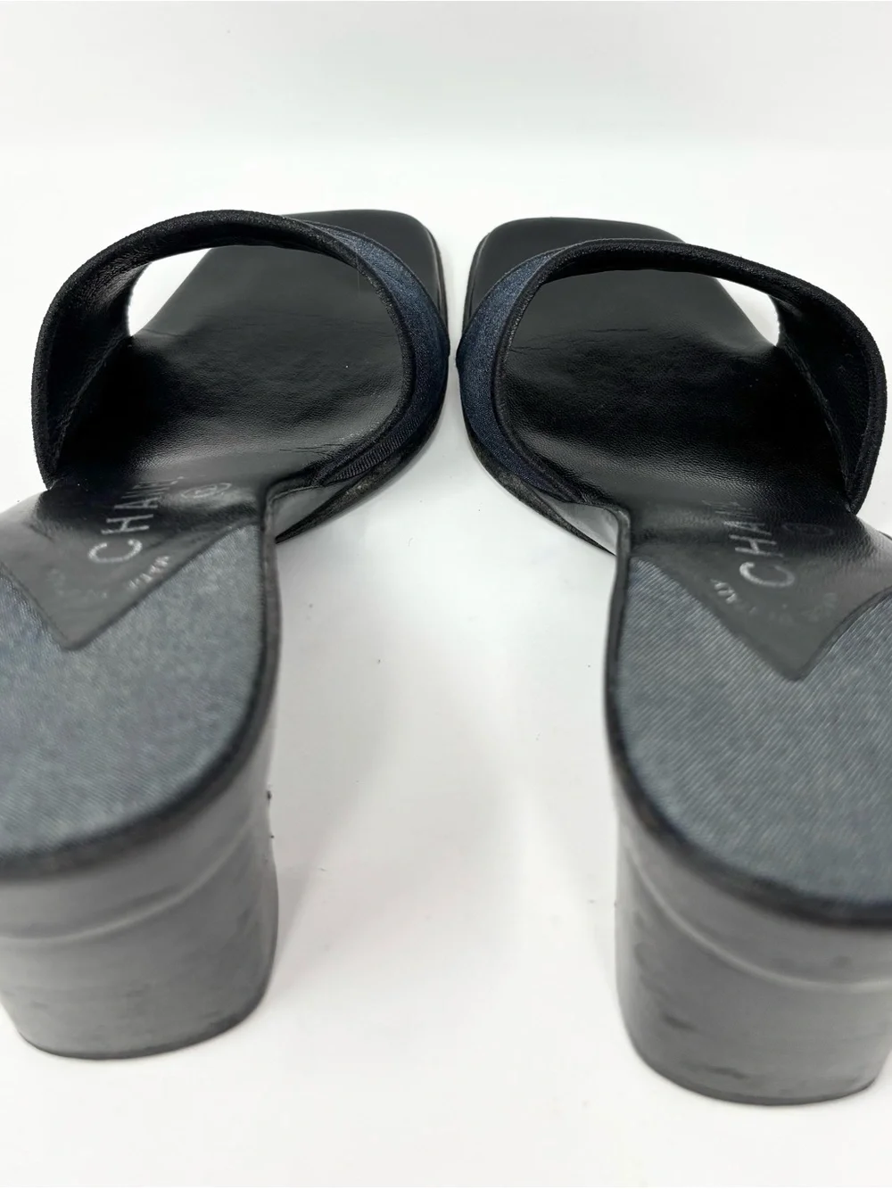 Chanel Vintage Navy CC Logo Mule Heeled Sandals Size 6.5 90s Y2K